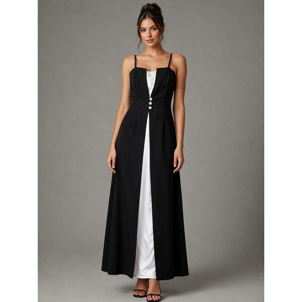 Betsy & Adam Elegant 14W Black Strapless Evening Gown with White Center Panel